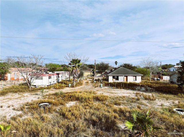 213 Guadalupe Flores Road, Sullivan City, TX 78595