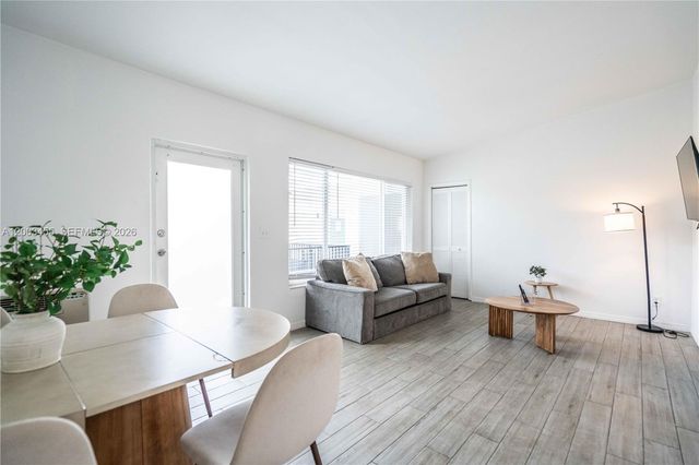 1750 S Treasure Dr 7, North Bay Village, FL 33141