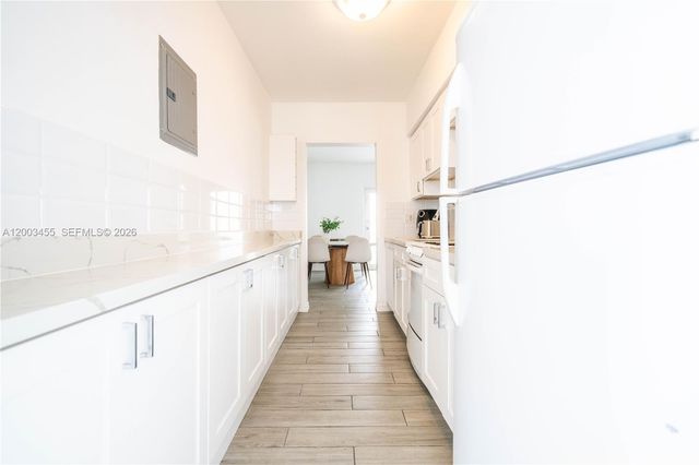 1750 S Treasure Dr 7, North Bay Village, FL 33141