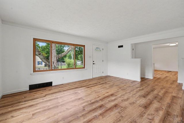6467 Smith Road, Goshen Twp, OH 45140