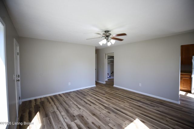 414 S Mill St, Vine Grove, KY 40175