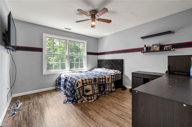 365 Cottrell Road, Tiverton, RI 02878