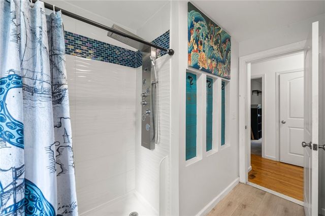 365 Cottrell Road, Tiverton, RI 02878