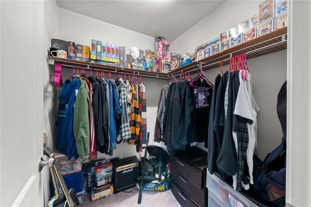 365 Cottrell Road, Tiverton, RI 02878