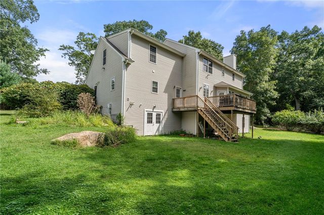 365 Cottrell Road, Tiverton, RI 02878