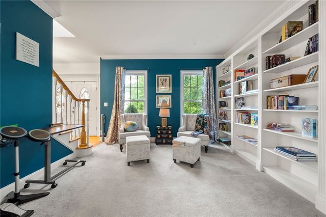 365 Cottrell Road, Tiverton, RI 02878