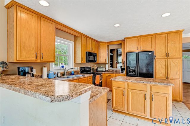 112 E Woodland Rd, Williamsburg, VA 23188