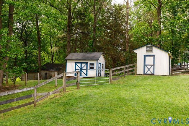 112 E Woodland Rd, Williamsburg, VA 23188