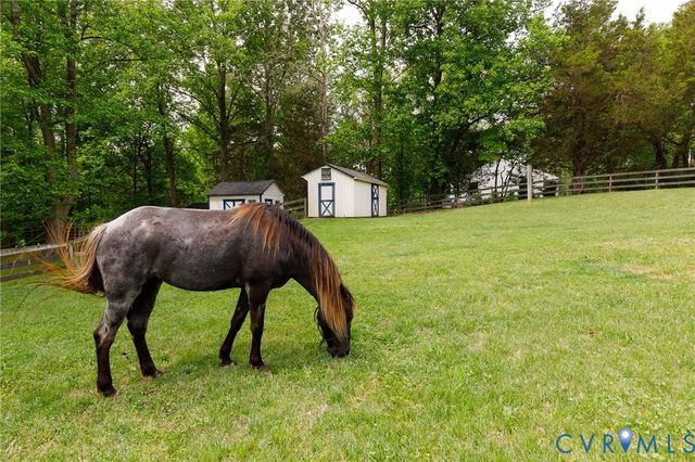 112 E Woodland Rd, Williamsburg, VA 23188