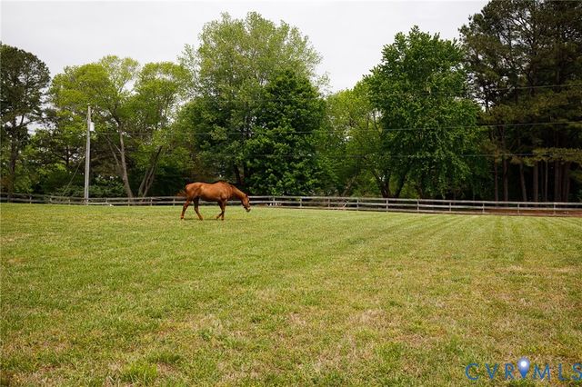 112 E Woodland Rd, Williamsburg, VA 23188
