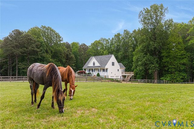 112 E Woodland Rd, Williamsburg, VA 23188