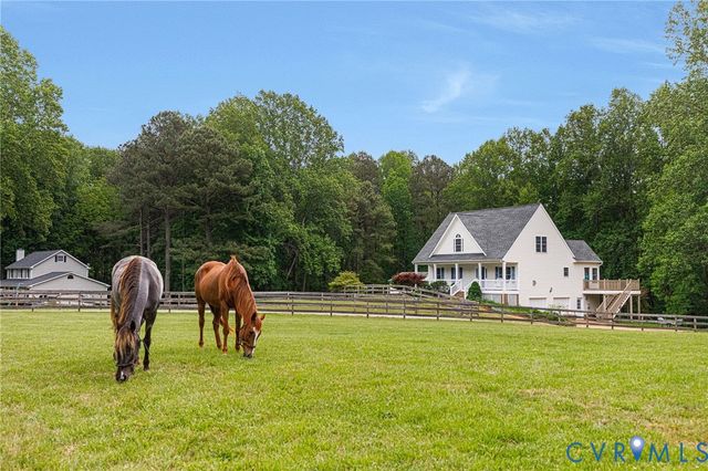 112 E Woodland Rd, Williamsburg, VA 23188