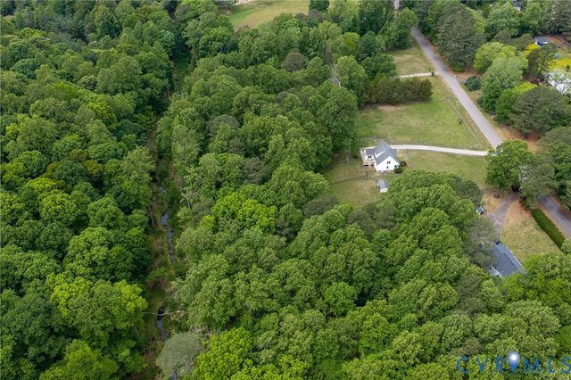 112 E Woodland Rd, Williamsburg, VA 23188