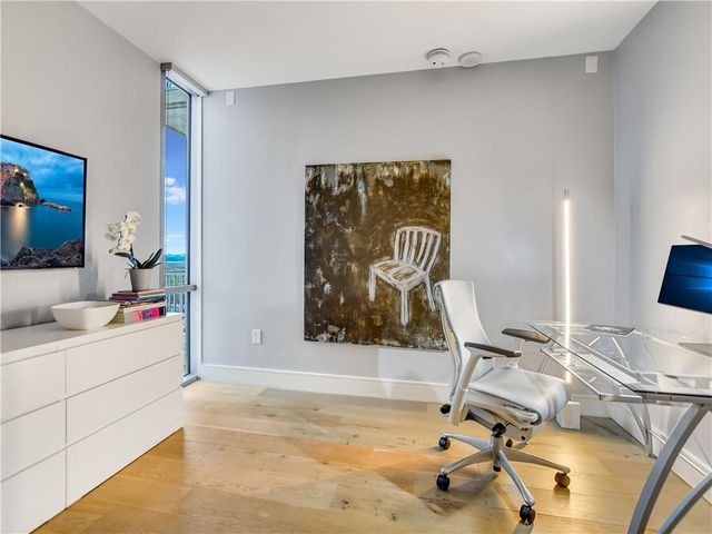 222 West Ave 1802, Austin, TX 78701