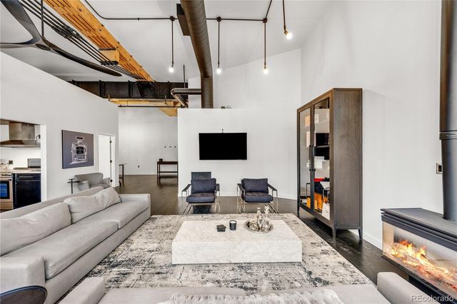 1090 Cherokee Street 303, Denver, CO 80204