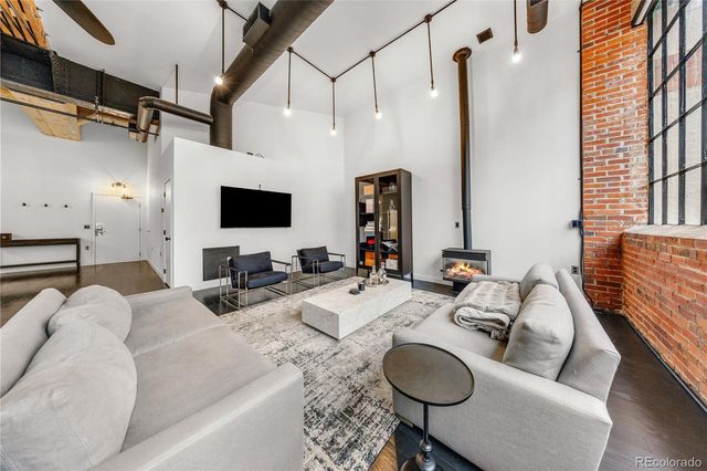 1090 Cherokee Street 303, Denver, CO 80204