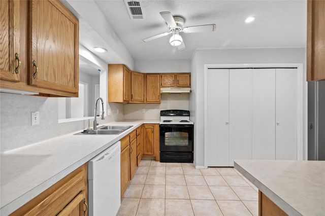 10219 Staghill Drive, Houston, TX 77064