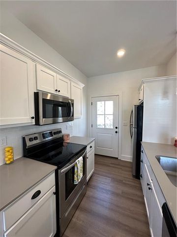 851 S One Mile Road, Fayetteville, AR 72704