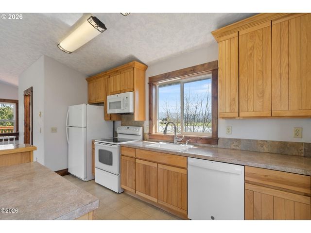 1025 WILSON RIVER Loop, Tillamook, OR 97141