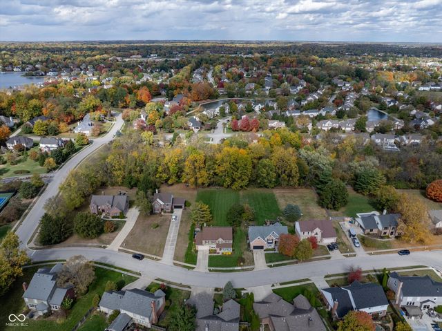 5184 Lake Point Drive, Carmel, IN 46033