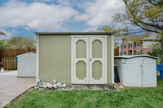 5184 Lake Point Drive, Carmel, IN 46033