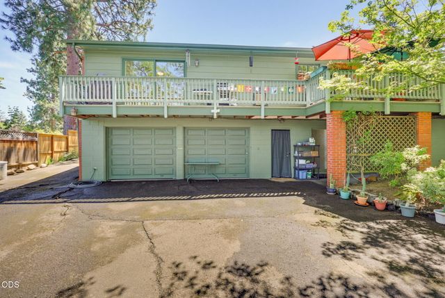 1365 Ponderosa Drive, Ashland, OR 97520
