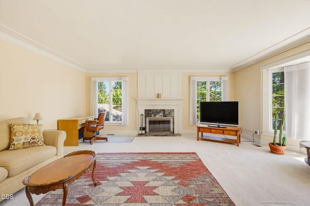 1365 Ponderosa Drive, Ashland, OR 97520