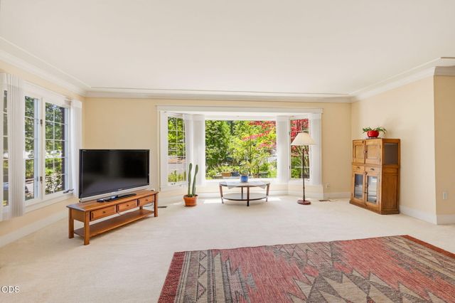 1365 Ponderosa Drive, Ashland, OR 97520