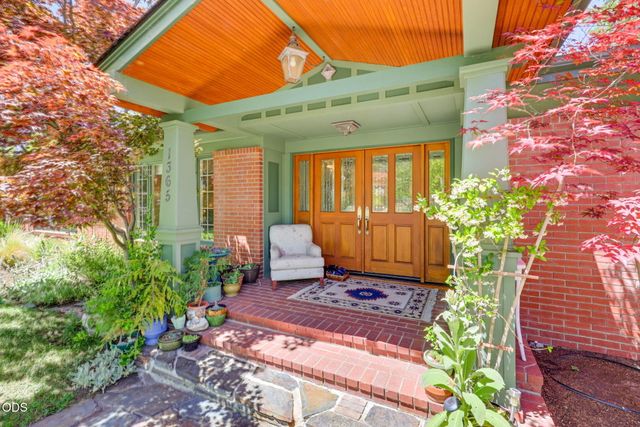 1365 Ponderosa Drive, Ashland, OR 97520