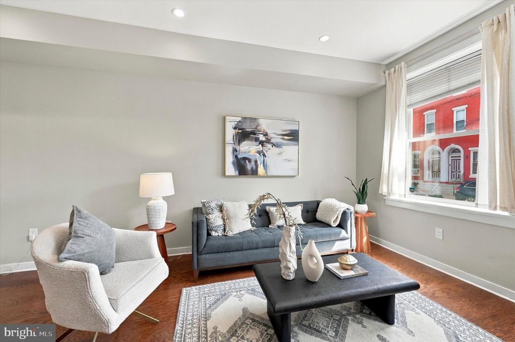 1813 WYLIE ST, PHILADELPHIA, PA 19130 — photo 3