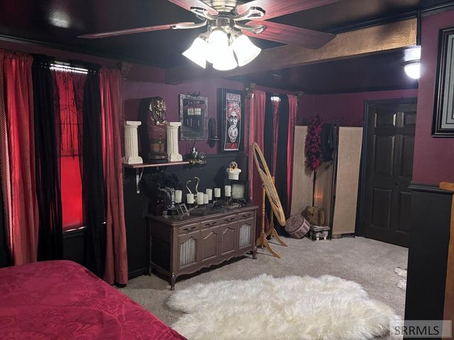 305 S Park Avenue, Shelley, ID 83274