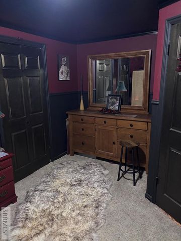 305 S Park Avenue, Shelley, ID 83274