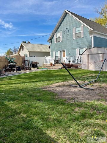 305 S Park Avenue, Shelley, ID 83274