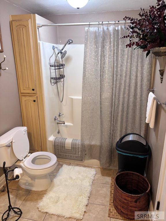 Image 20 of property listing at 305 S Park Avenue, Shelley, ID 83274