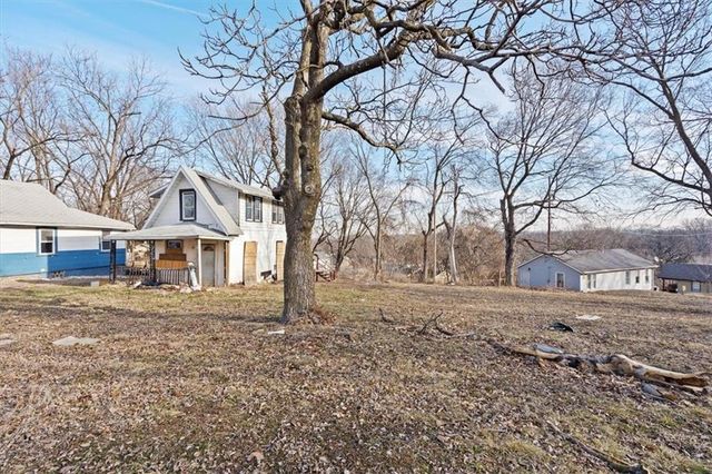 549 Blue Ridge Boulevard, Kansas City, MO 64125