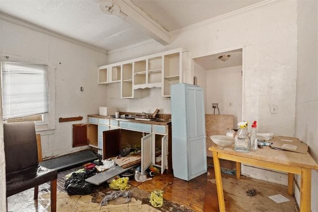 549 Blue Ridge Boulevard, Kansas City, MO 64125