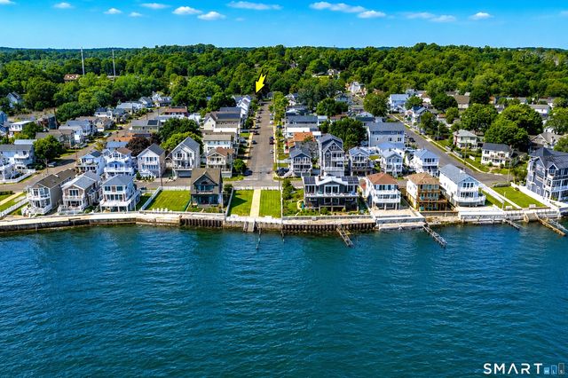 92 Elaine Road, Milford, CT 06460
