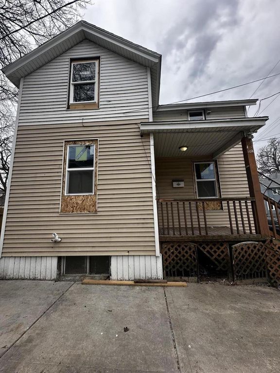 1009 Hilker PLACE, Racine, WI 53403