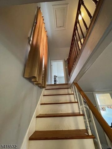 202 Beers St, Lopatcong Twp., NJ 08865