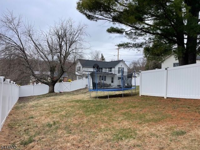 202 Beers St, Lopatcong Twp., NJ 08865