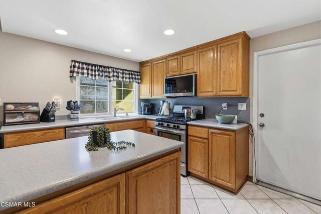 246 Hermes Street, Simi Valley, CA 93065