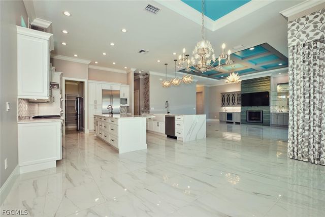 3309 SW 2nd LN, Cape Coral, FL 33991