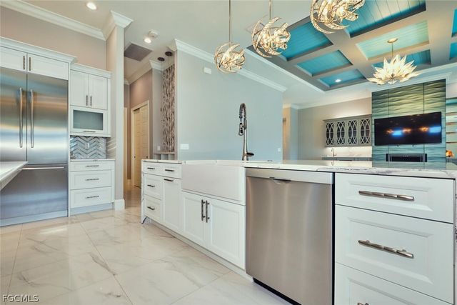 3309 SW 2nd LN, Cape Coral, FL 33991