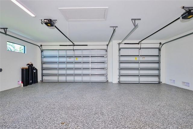 3309 SW 2nd LN, Cape Coral, FL 33991