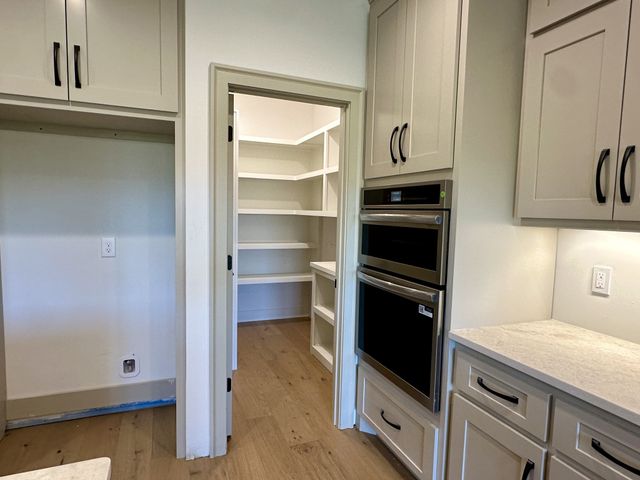 5541 Sinclair St, Murfreesboro, TN 37127