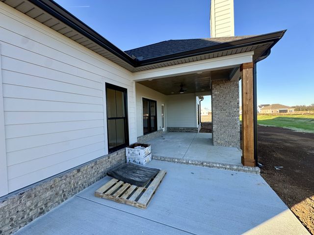 5541 Sinclair St, Murfreesboro, TN 37127