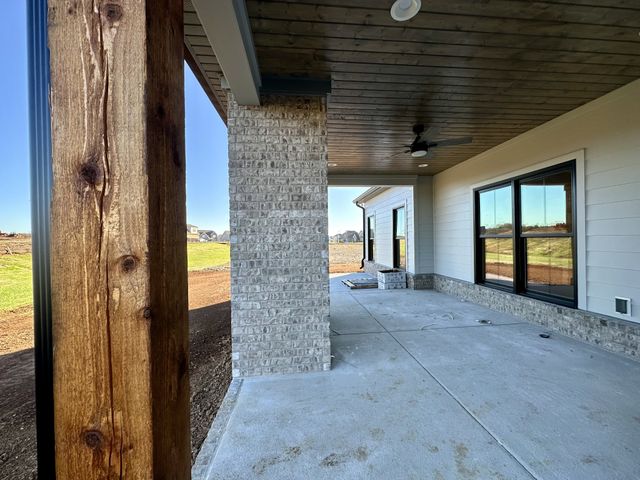 5541 Sinclair St, Murfreesboro, TN 37127