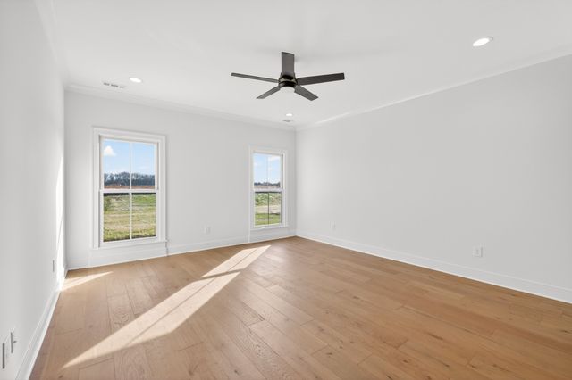 5541 Sinclair St, Murfreesboro, TN 37127