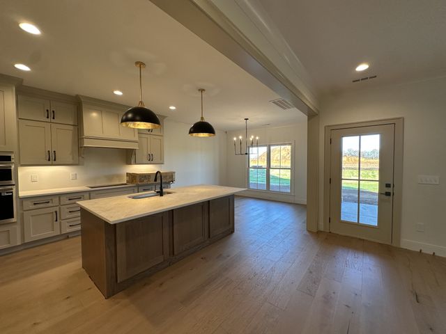 5541 Sinclair St, Murfreesboro, TN 37127