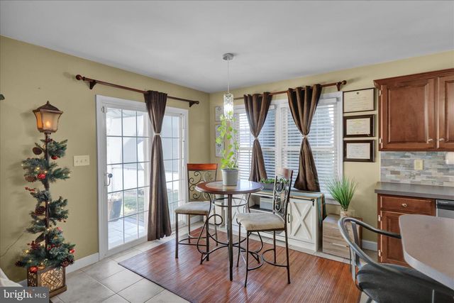 1005 PARKWAY DR, Reading, PA 19605